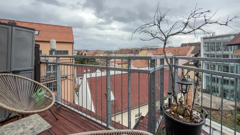 Pronájem bytu 1+1, České Budějovice, Rudolfovská tř., 71 m2