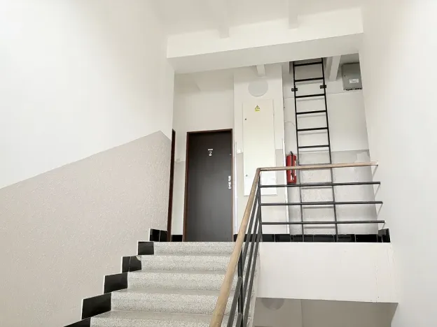 Pronájem bytu 1+kk, Praha - Michle, Počátecká, 27 m2