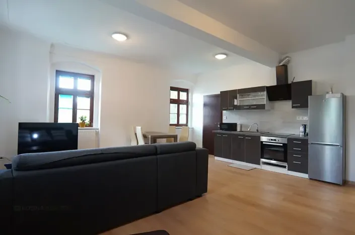 Pronájem bytu 2+kk, Ostrov, Hroznětínská, 55 m2