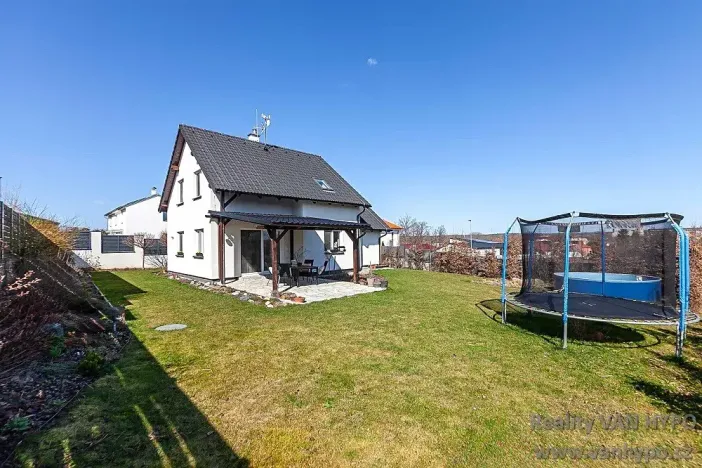 Prodej rodinného domu, Milovice, Zahradní, 95 m2