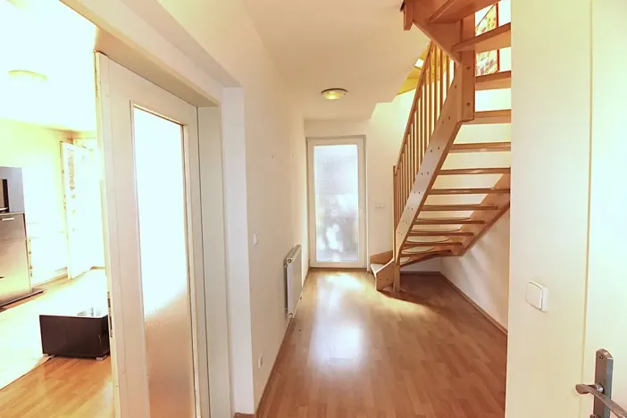 Prodej rodinného domu, Jenštejn, Cechovní, 145 m2