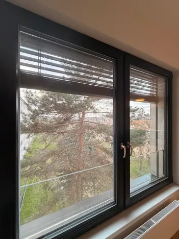 Pronájem bytu 1+kk, Praha - Strašnice, Michelangelova, 37 m2