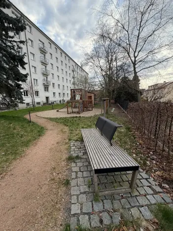 Pronájem bytu 1+kk, Praha - Strašnice, Michelangelova, 37 m2