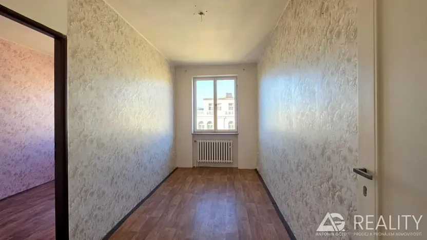 Prodej bytu 3+1, Praha - Vinohrady, náměstí Míru, 62 m2