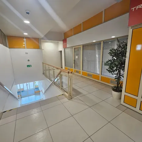 Pronájem obchodního prostoru, Zlín, náměstí Práce, 40 m2
