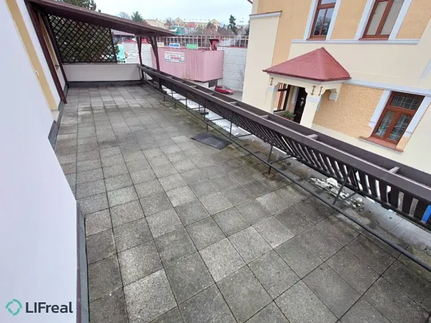 Pronájem bytu 4+1, Liberec, nám. Tržní, 130 m2