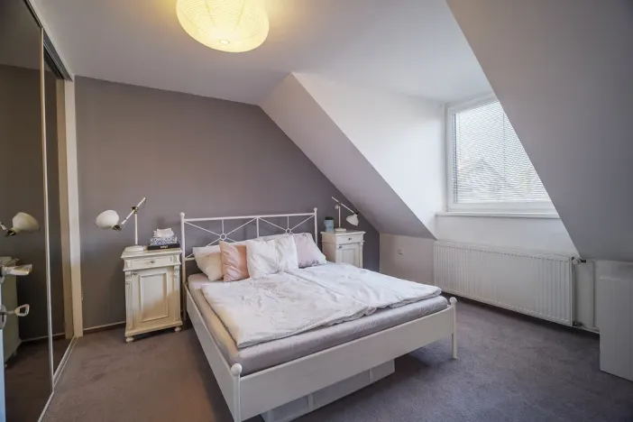 Prodej rodinného domu, Železnice, Náměstí Svobody, 252 m2