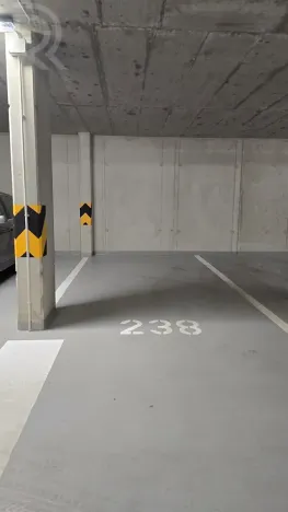 Pronájem garáže, Praha - Dolní Měcholupy, Honzíkova, 15 m2