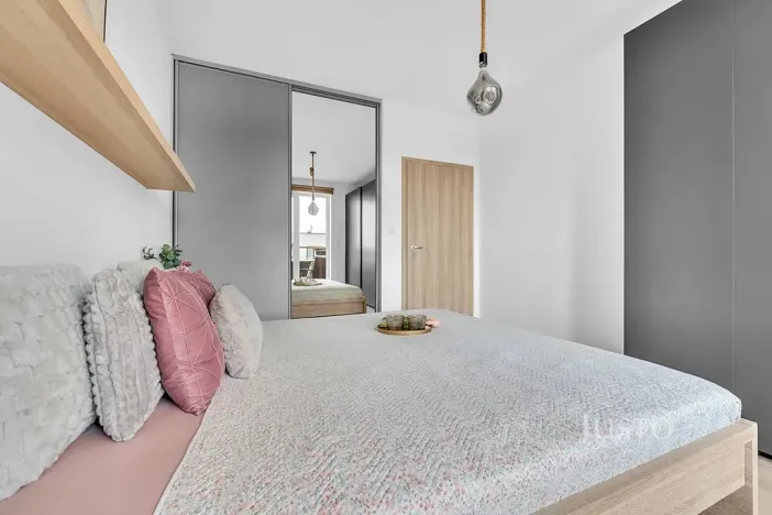 Prodej bytu 2+kk, Praha - Uhříněves, Oty Bubeníčka, 45 m2