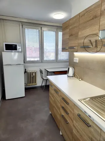 Pronájem bytu 3+1, České Budějovice, Lidická tř., 68 m2