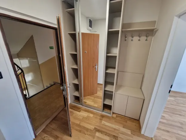 Pronájem bytu 2+1, Kopřivnice, Obránců míru, 52 m2