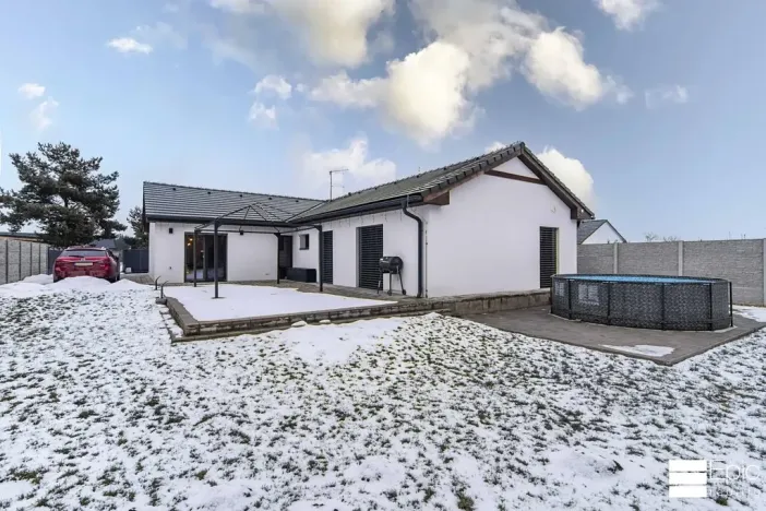 Prodej rodinného domu, Tišice, Na ladech, 135 m2