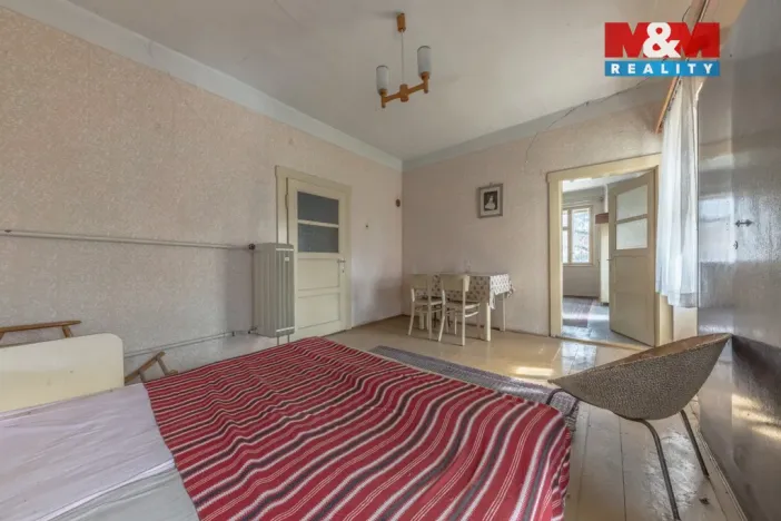 Prodej rodinného domu, Křinec, Dr. Chmelaře, 200 m2