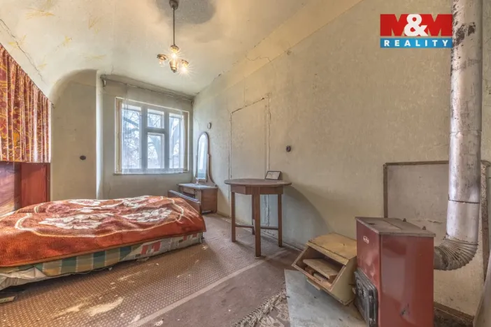 Prodej rodinného domu, Křinec, Dr. Chmelaře, 200 m2