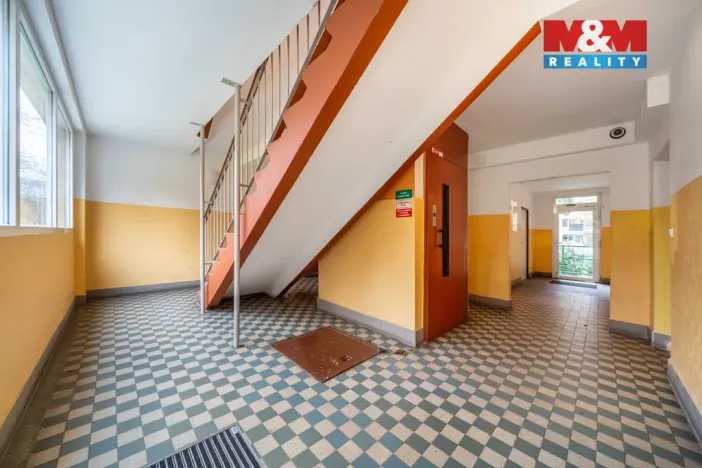 Prodej bytu 3+kk, Praha - Prosek, Veltruská, 54 m2