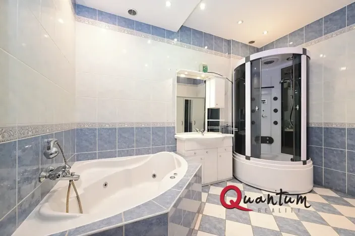 Pronájem kanceláře, Praha - Holešovice, Dukelských hrdinů, 146 m2