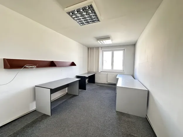 Pronájem kanceláře, Valašské Meziříčí, 170 m2