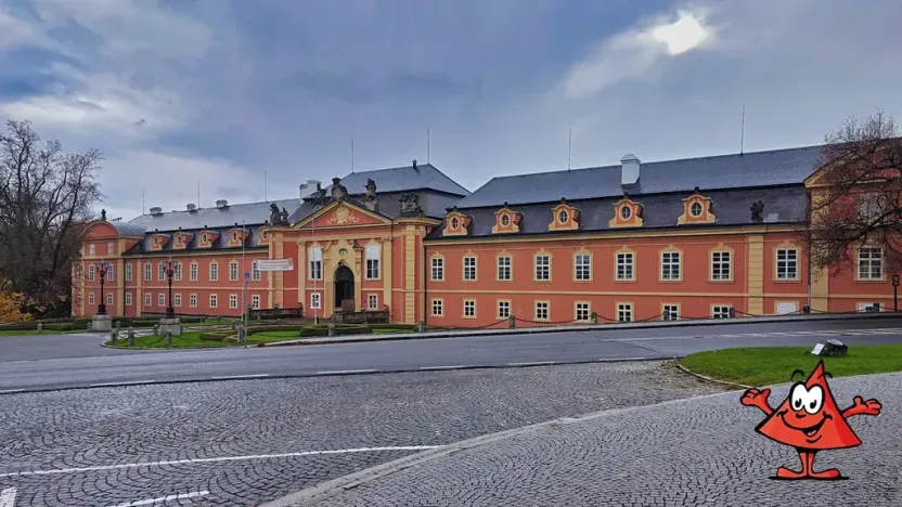 Pronájem restaurace, Dobříš, náměstí Svobody, 419 m2