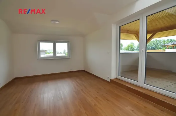 Pronájem bytu 3+1, Úhonice, Otakara Kádnera, 104 m2