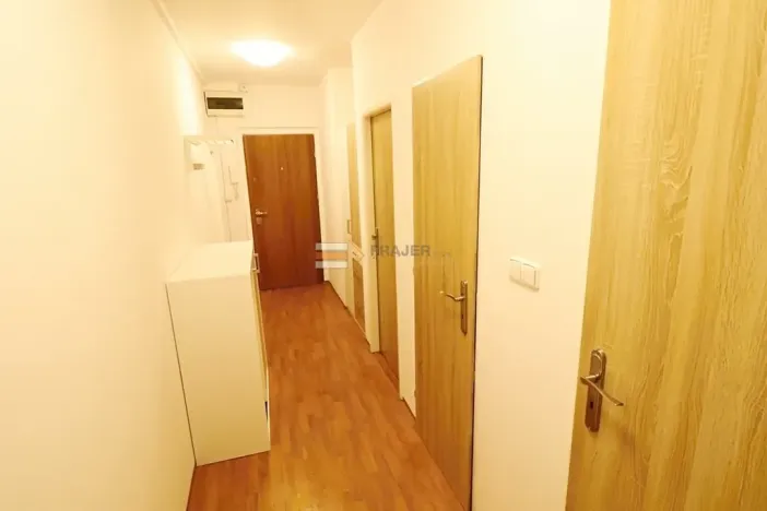 Pronájem bytu 3+1, Praha - Motol, Hennerova, 75 m2