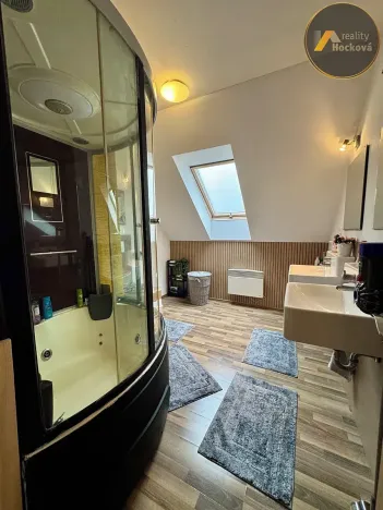 Prodej rodinného domu, Postřižín, Šípková, 155 m2