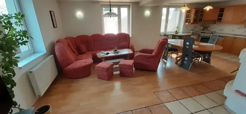 Prodej rodinného domu, Kotenčice, 342 m2