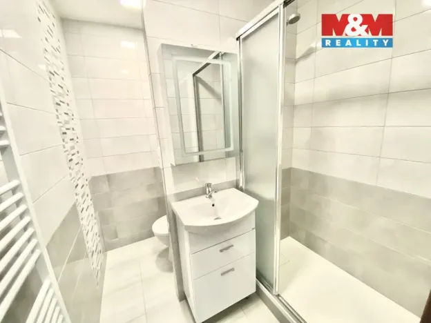 Pronájem bytu 2+kk, Jablonec nad Nisou - Mšeno nad Nisou, Mšenská, 42 m2