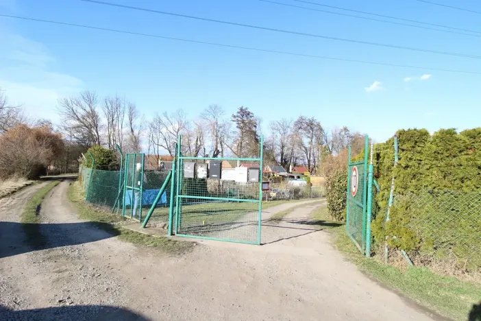 Prodej chaty, Slaný, 16 m2