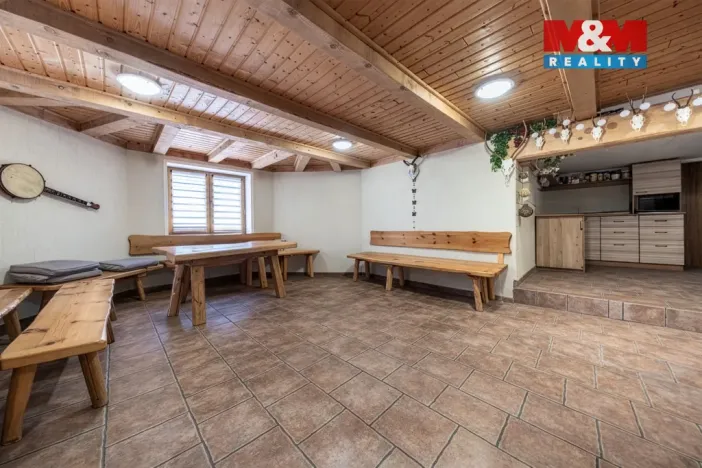 Prodej rodinného domu, Blatno - Mezihoří, 384 m2