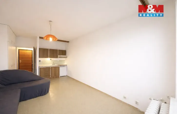 Prodej bytu 1+kk, Ostrava - Poruba, Francouzská, 27 m2