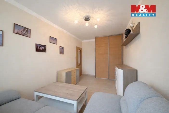 Prodej bytu 3+1, Praha - Horní Měcholupy, Parmská, 72 m2