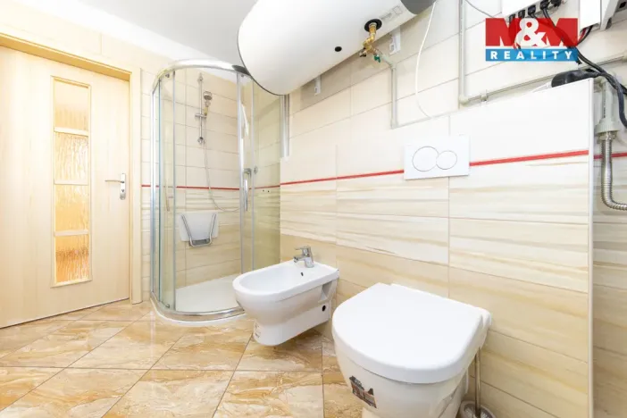 Prodej rodinného domu, Šumice, 253 m2