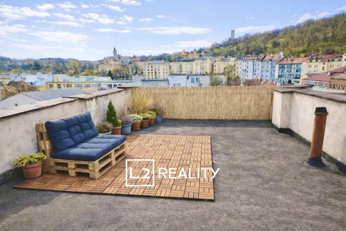 Pronájem bytu 3+1, Praha - Smíchov, Štefánikova, 124 m2