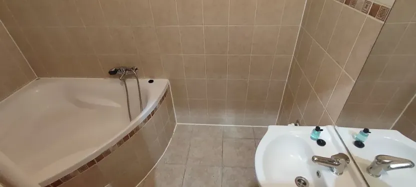 Pronájem bytu 2+1, Cheb, Kasární náměstí, 56 m2