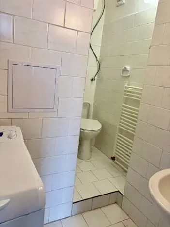 Pronájem bytu 1+1, Praha - Záběhlice, Jabloňová, 27 m2