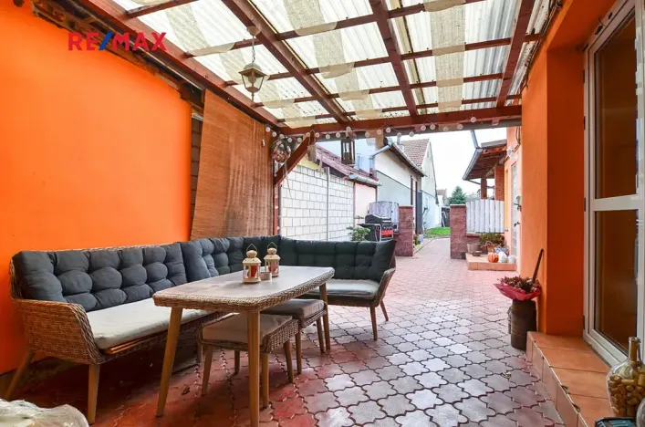 Prodej rodinného domu, Velké Bílovice, Svárov, 213 m2