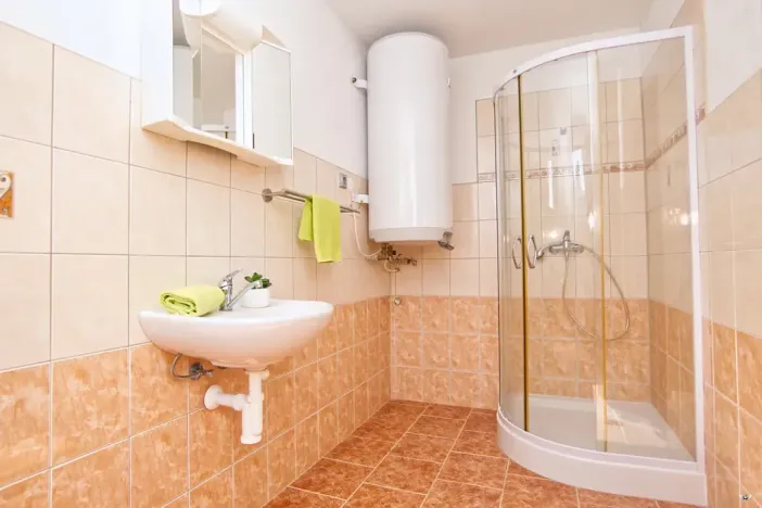 Prodej rodinného domu, Mírová pod Kozákovem, 190 m2