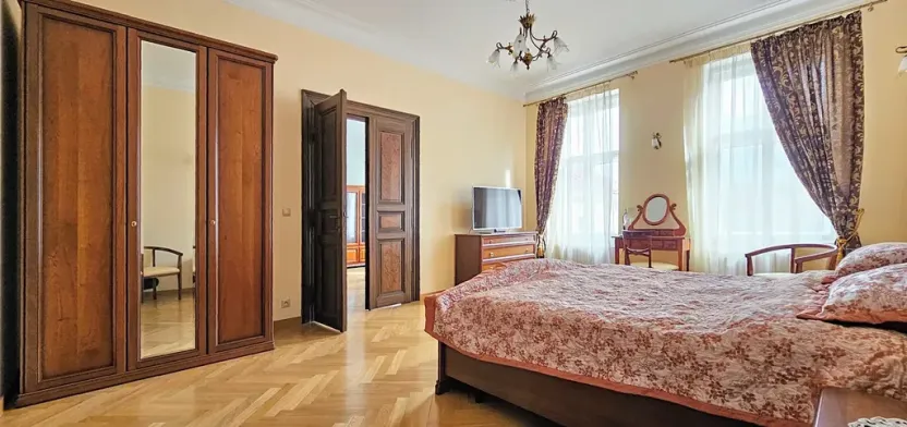 Prodej bytu 3+1, Praha - Malá Strana, Petřínská, 102 m2