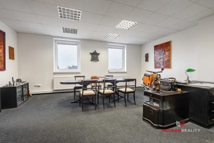 Pronájem kanceláře, Hradec Králové - Rusek, Černilovská, 243 m2