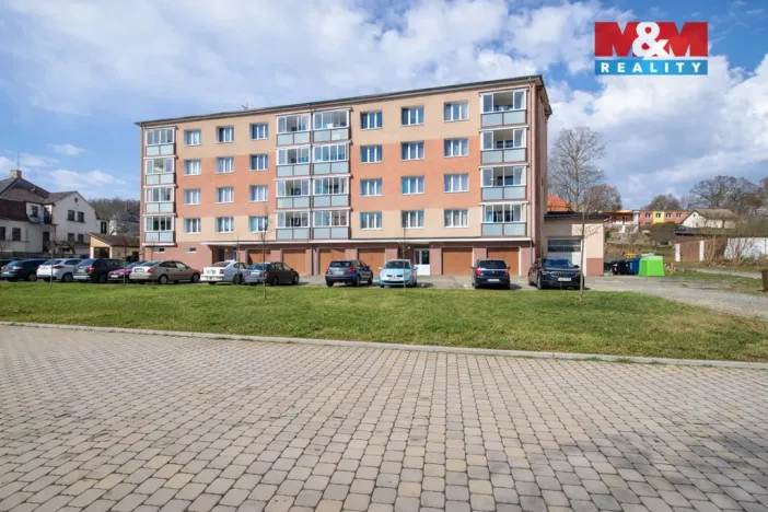 Pronájem bytu 3+1, Žlutice, Nádražní, 61 m2