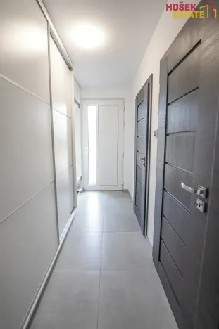 Prodej rodinného domu, Holubice, 93 m2