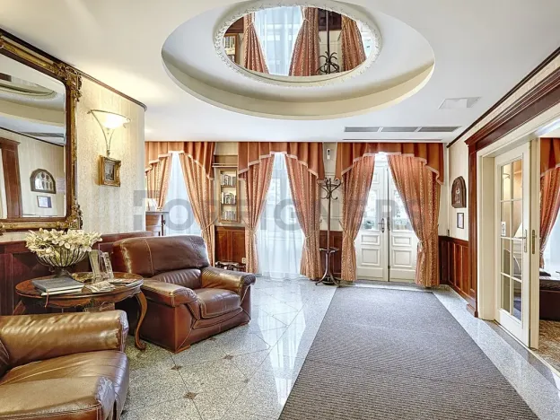 Prodej ubytování, Karlovy Vary, Mariánskolázeňská, 1425 m2