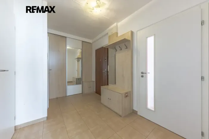 Prodej bytu 3+kk, Praha - Petrovice, Rezlerova, 65 m2