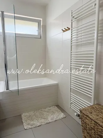 Prodej bytu 2+kk, Praha - Hloubětín, Saarinenova, 52 m2