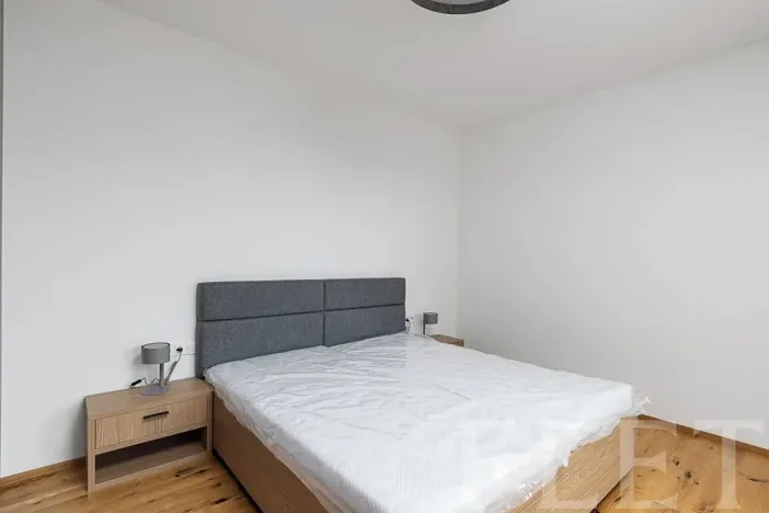 Pronájem bytu 2+kk, Praha - Nusle, Muzikova, 58 m2