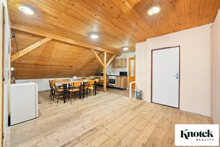 Prodej výrobních prostor, Račice-Pístovice, 479 m2