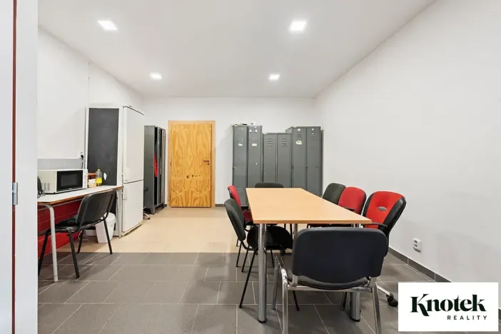 Prodej skladu, Račice-Pístovice, 479 m2