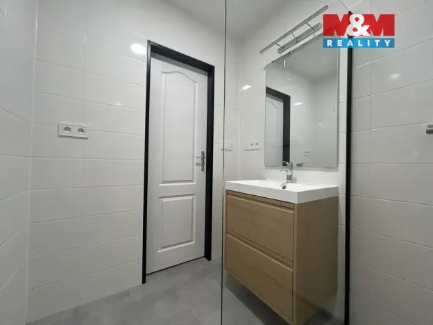 Pronájem bytu 2+1, Ústí nad Labem - Ústí nad Labem-centrum, Masarykova, 48 m2