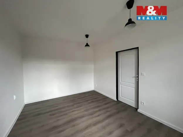 Pronájem bytu 2+1, Ústí nad Labem - Ústí nad Labem-centrum, Masarykova, 48 m2