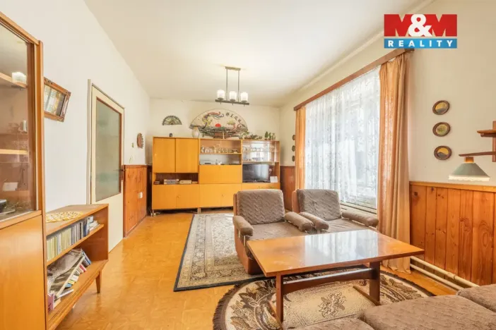 Prodej rodinného domu, Knovíz, 162 m2